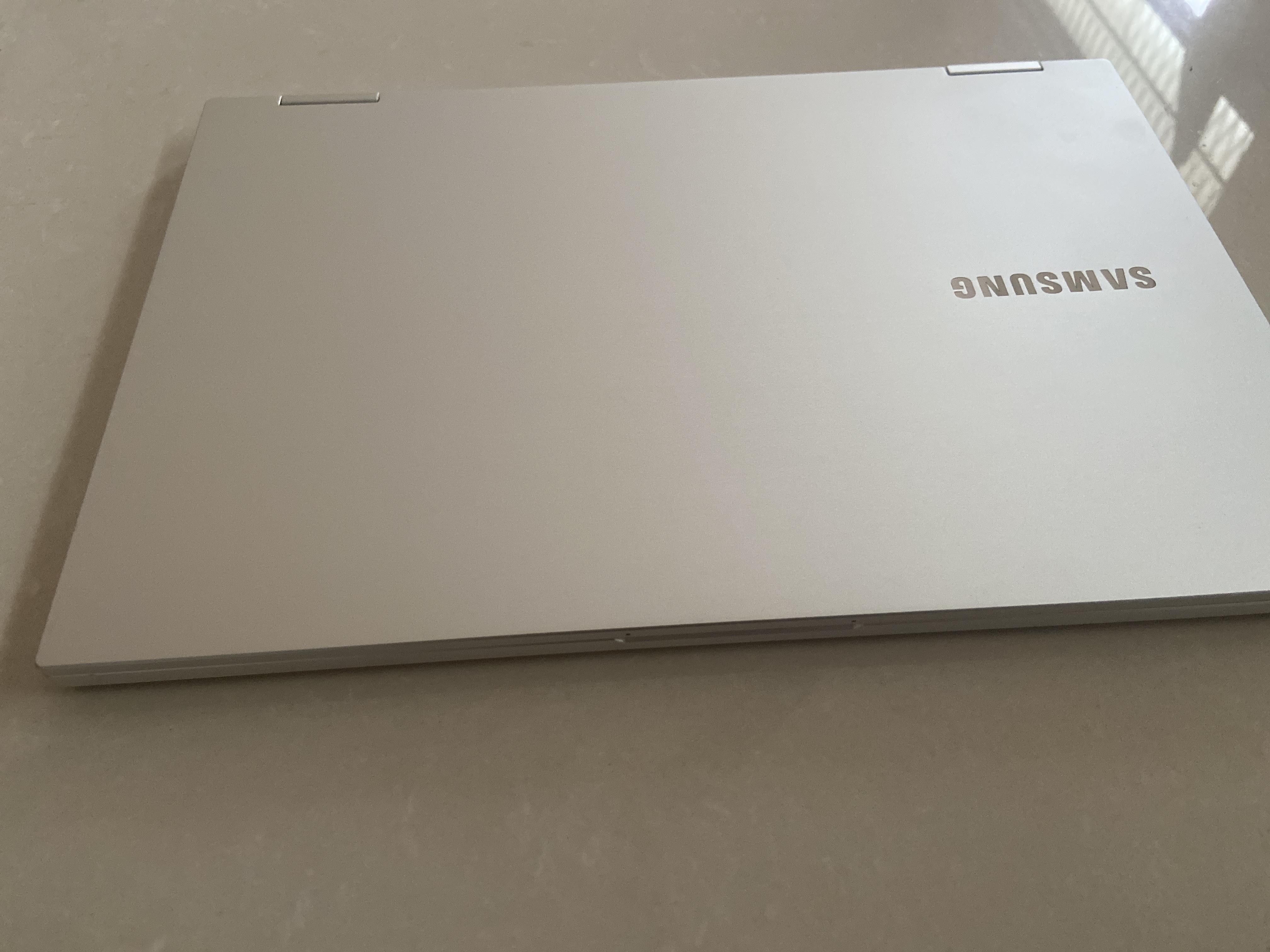 全球首款qled屏幕笔记本笔记本型号:三星galaxy book flex开学笔记本