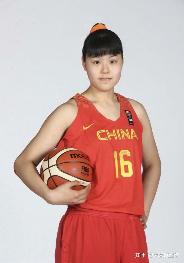 女篮双星闪耀wcba