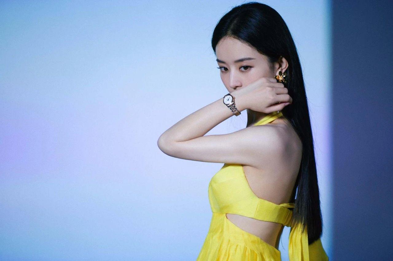 来自赵丽颖粉丝的表白卡:亲爱的丽颖姐姐,自从认识你,我觉得你是一个