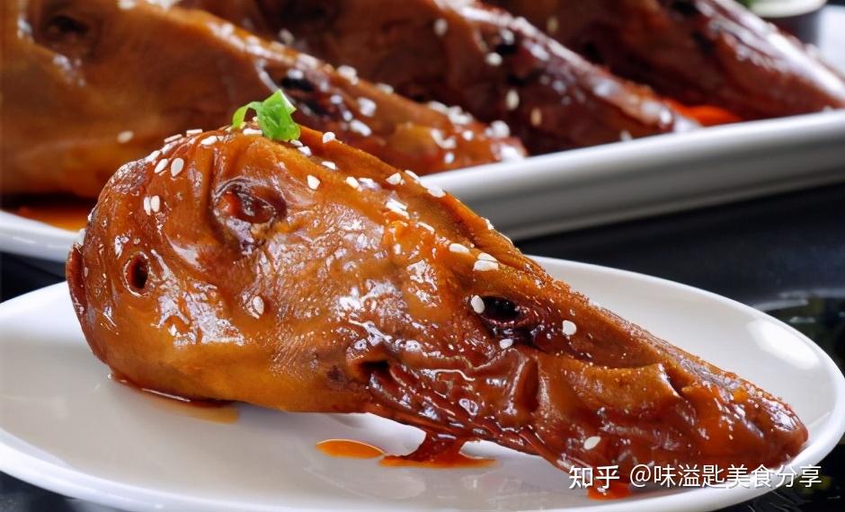 2分钟教会可以舔手指的美食卤货中的王者馋嘴鸭头