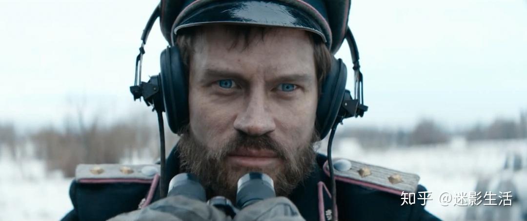 看到男主的潜质,指挥官让他临危受命,担任仅存的一辆t34-76坦克的车长