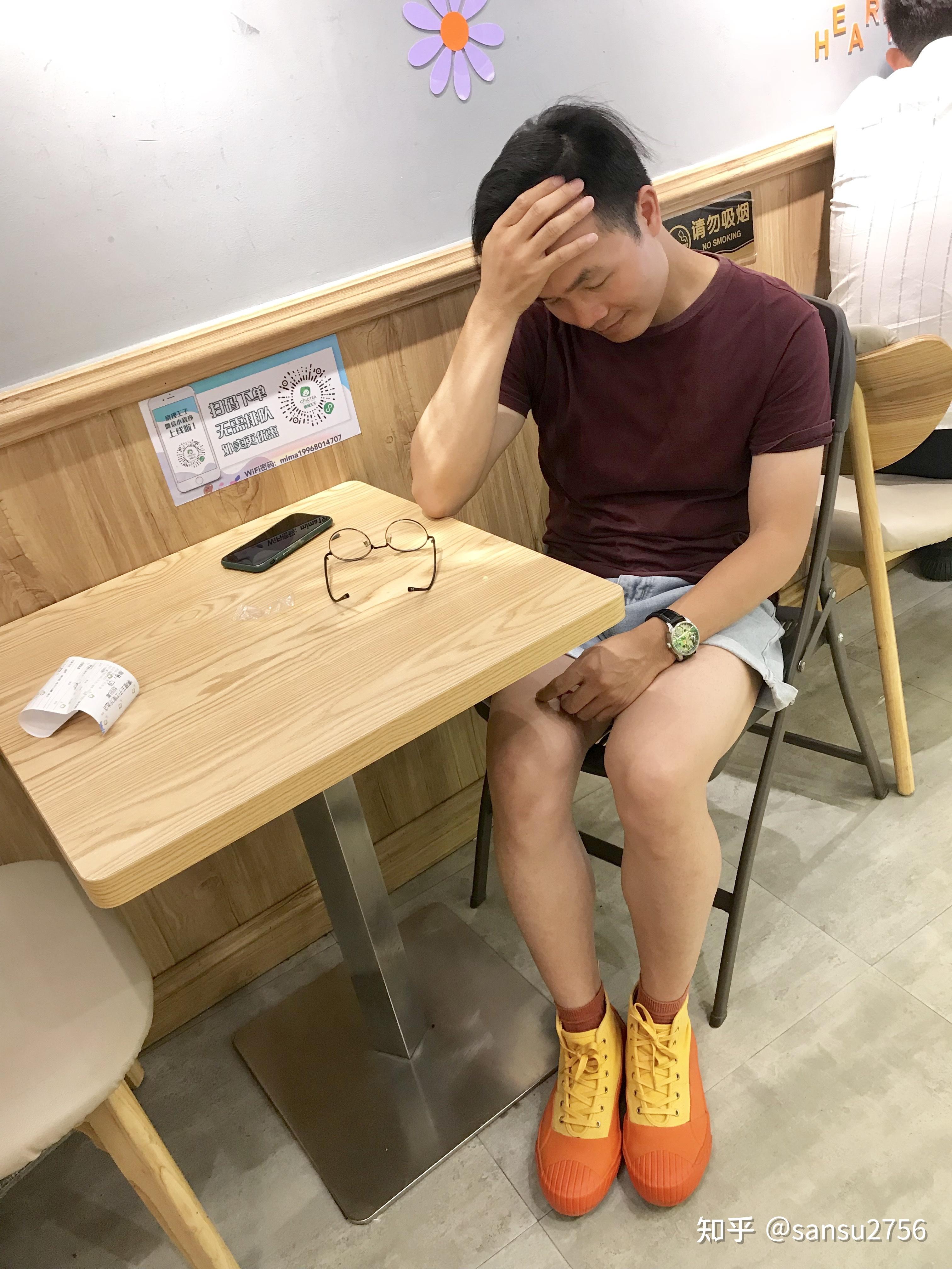 男的穿背带短裤怎么样