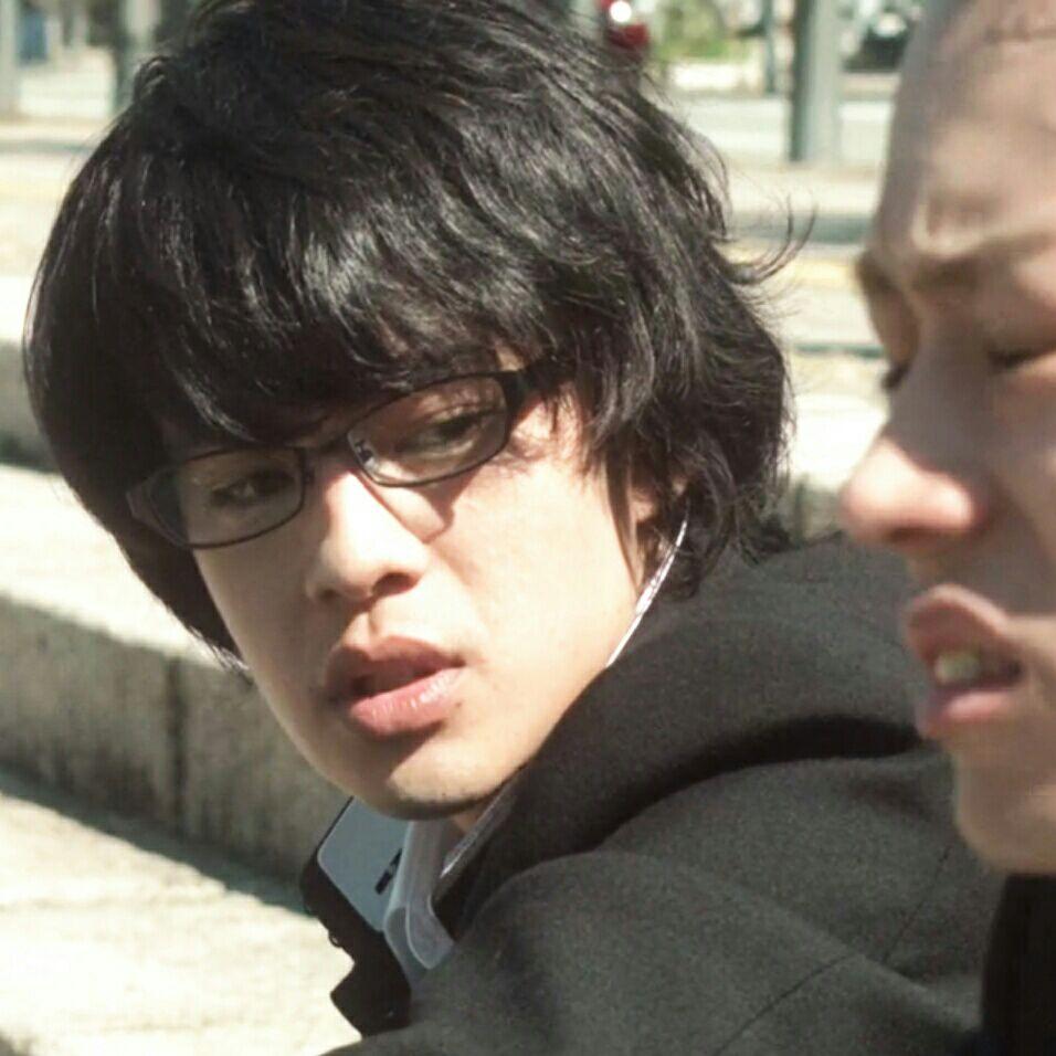 《濑户内海》"青春为什么一定要跑步流汗为什么不能就在河边虚度呢"