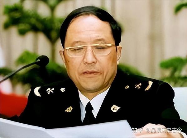 1999年一少将被抓后怒喝:我爸知道吗?迟浩田让他歇歇,结局如何 - 知乎
