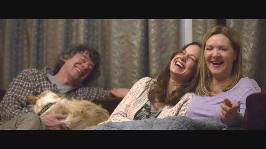 如果认为room房间是一部谈教育电影那你就错了