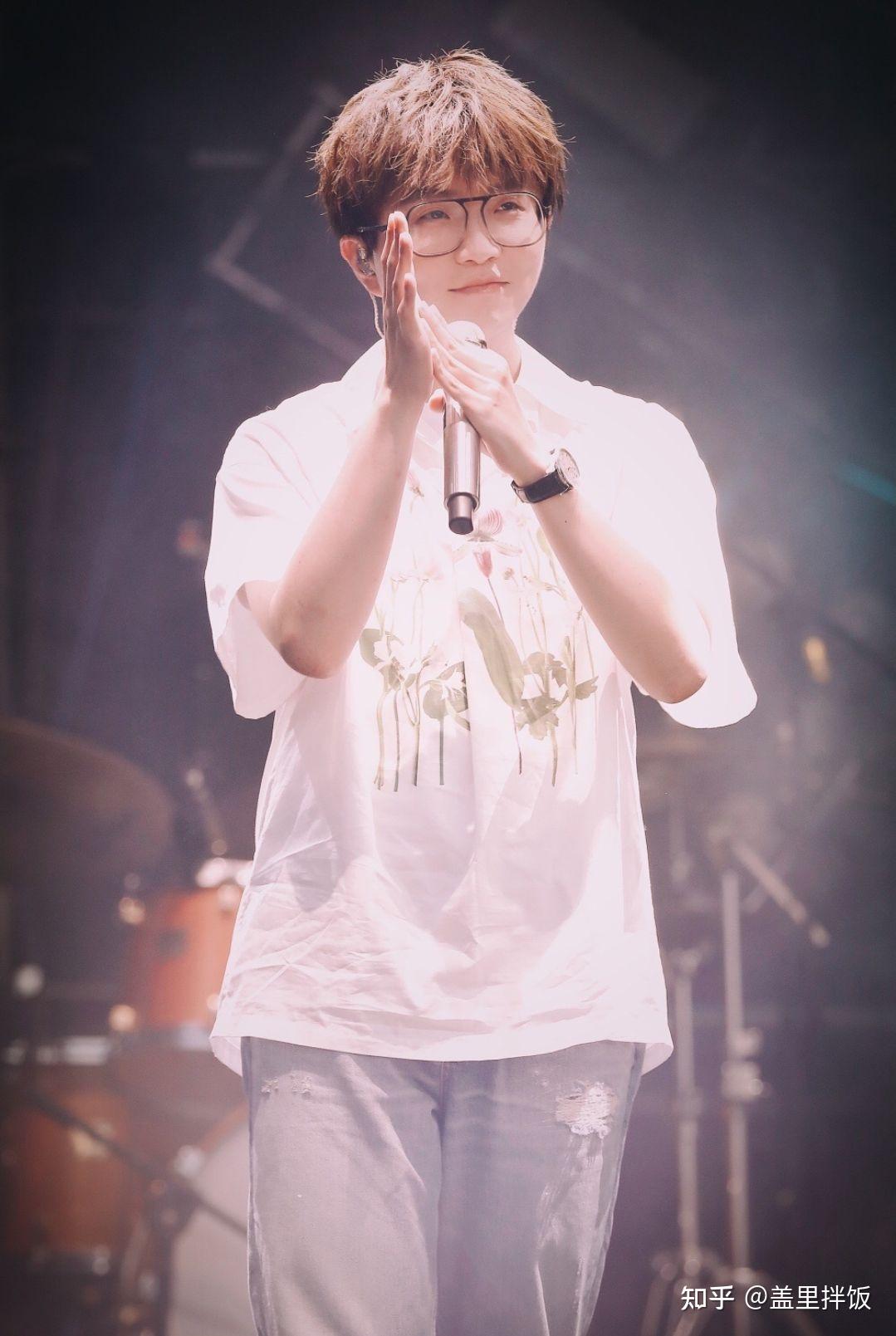 为什么说才华战胜资本的毛不易在华晨宇眼里一文不值