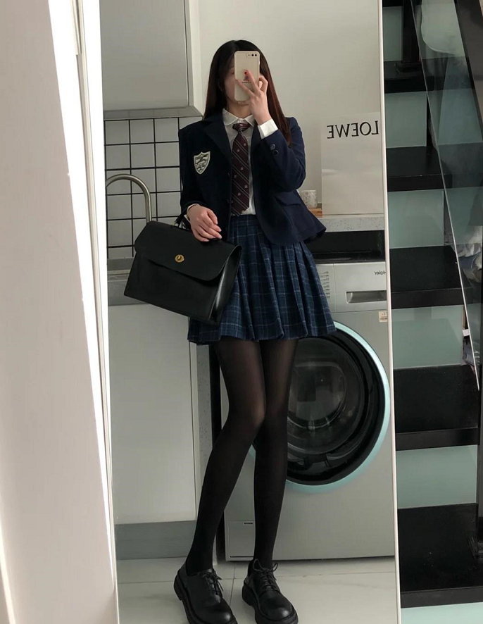 巴黎世家黑丝袜多少钱