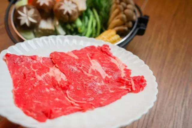 肉怎么切成片 v2-a65532c5a14d57a3ba917f46da26d2ff_r.jpg