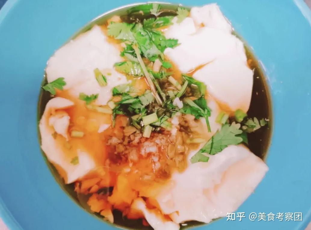 老豆腐和豆腐脑的区别是什么?老豆腐搭配什么一起吃才对味?