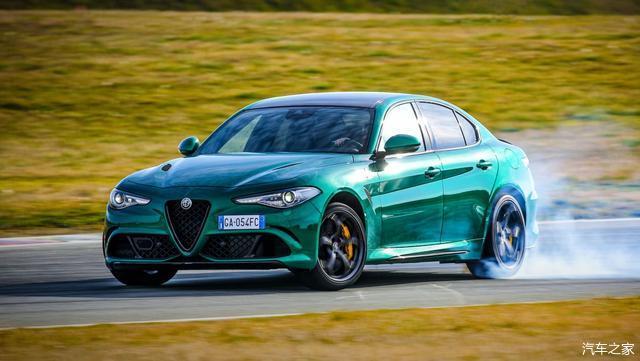 2020款阿尔法罗密欧giulia技术升级零百时间39s
