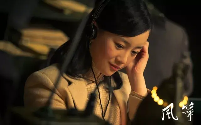 在电视剧《风筝》中,多次出现诸如此类的台词:女人头发长见识短,女人