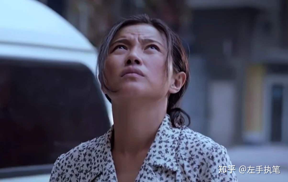 老朱媳妇没有办法,在儿子6岁的时候丢给了老朱的妈妈,自己去浙江打工