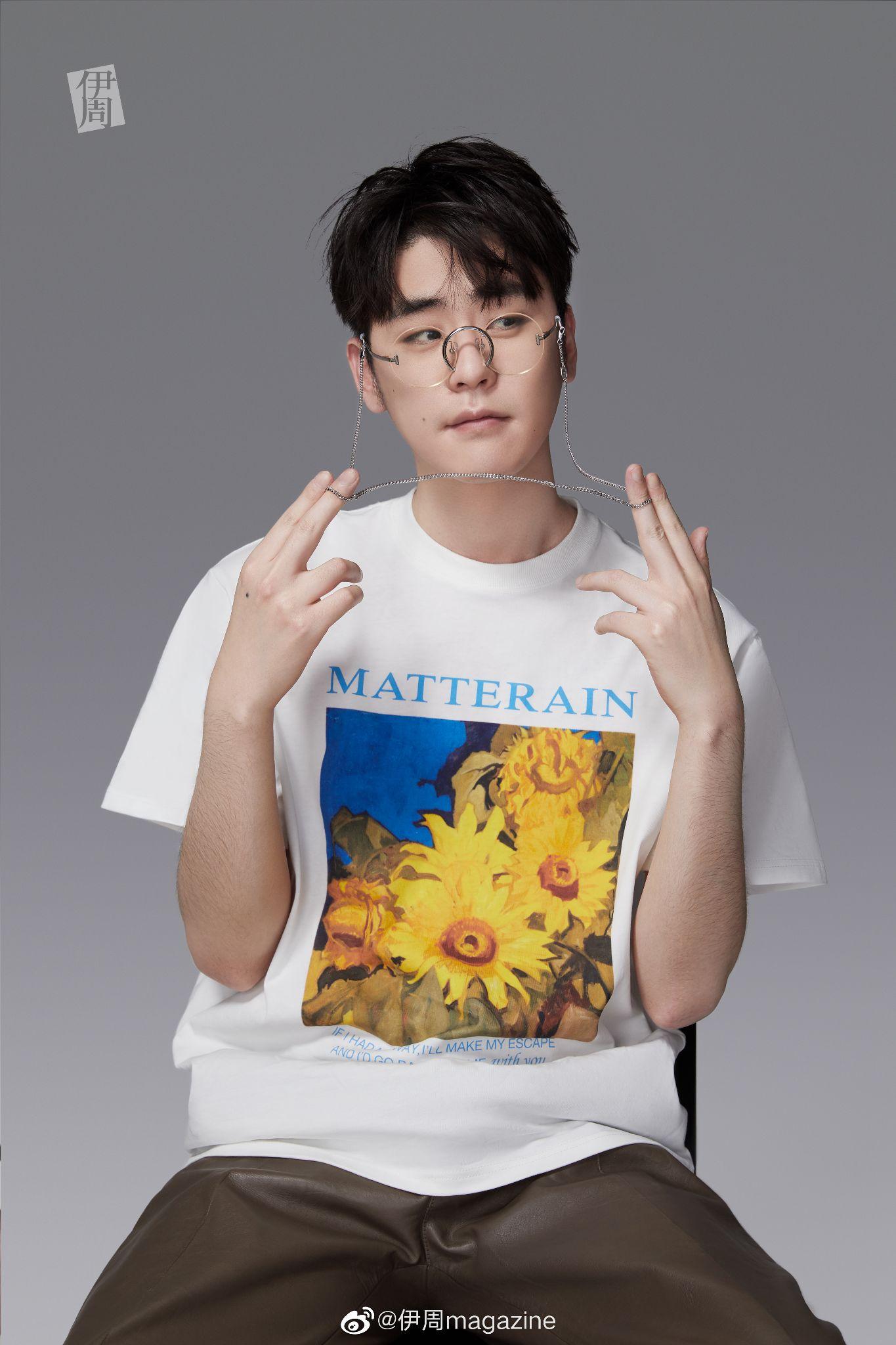 在张云雷拍摄过的杂志和写真中你最喜欢他哪一组风格的造型接下来你还