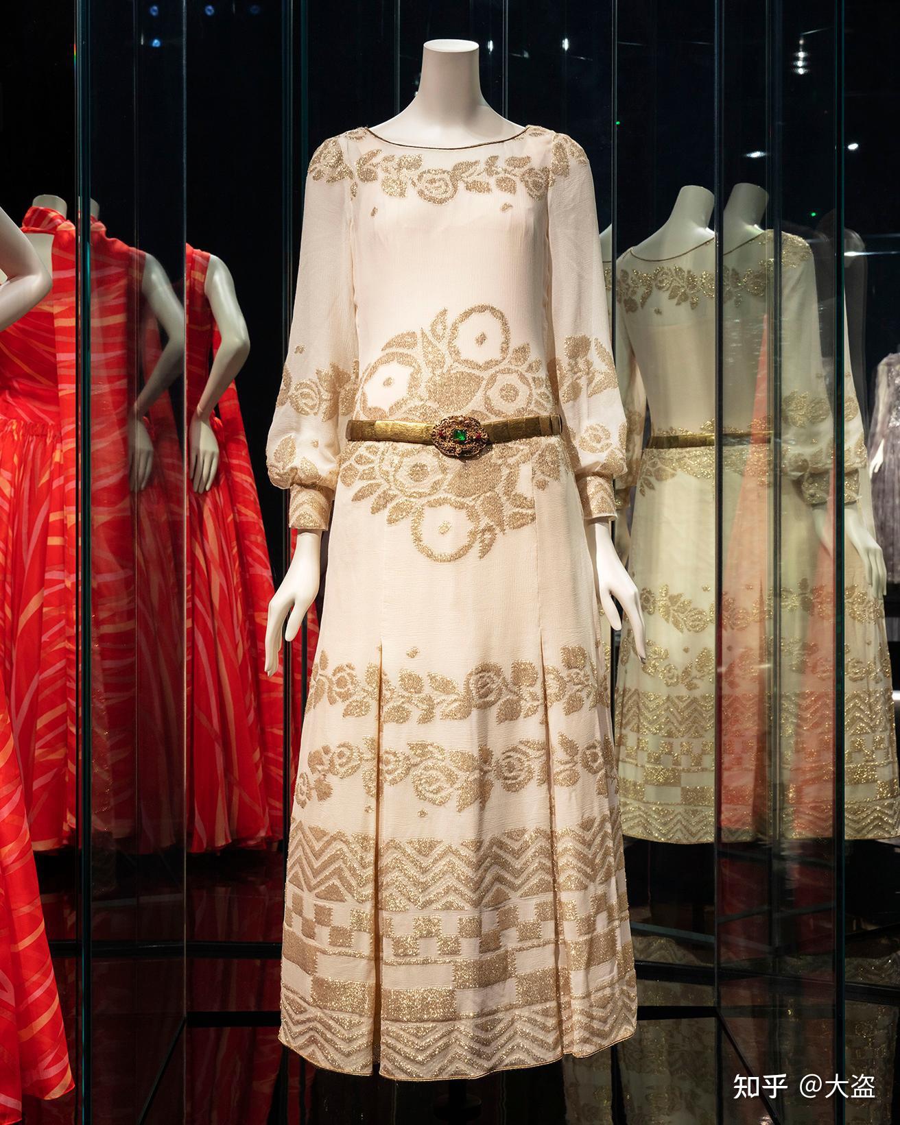 服装设计 | 加布里埃尔-香奈儿作品展中的现代主义美学 - 知乎