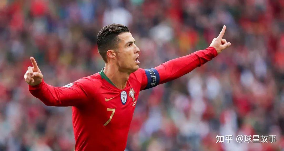 历史足坛助攻榜前十的球员,梅西位列第一,排名第二的你想不到