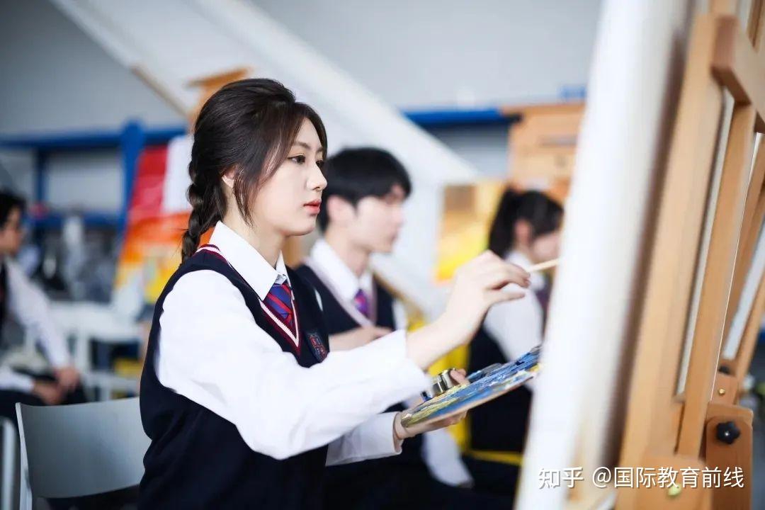 深圳国际学校学生校服大pk你心中的最美校服是哪个