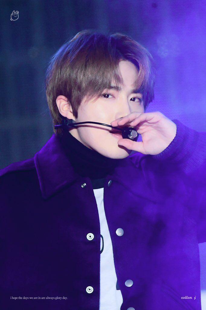 有哪些exo队长suho的好看的当壁纸的图片嘛?