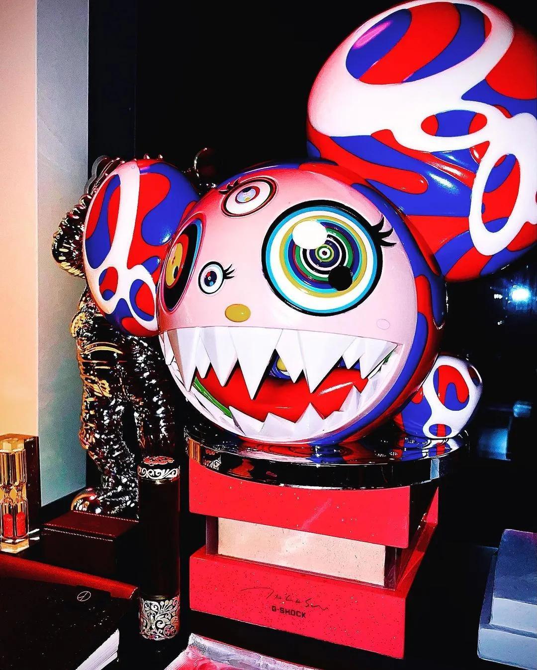 割韭菜限量300件村上隆全新米奇雕塑下周官网发售