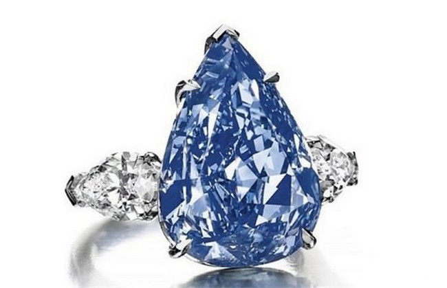世界上最贵的钻石戒指图片