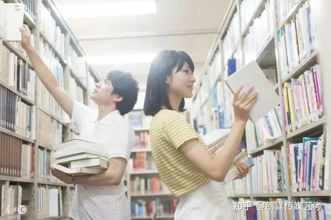 “谈谈你心目中的大学生活”即兴评述 实战分析(81) - 知乎