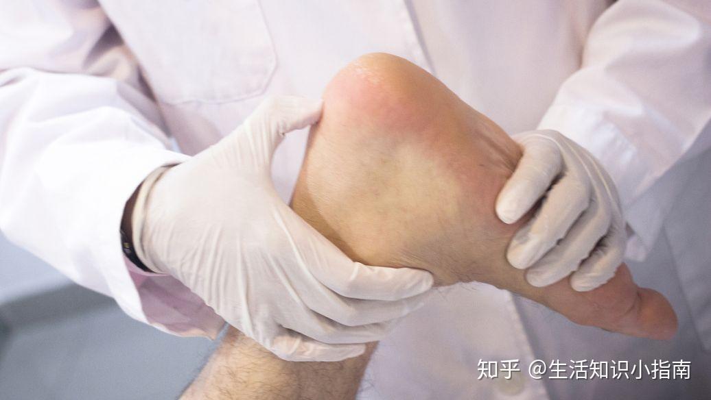 跌打损伤出现后,不宜按揉、擦药油、热敷患处,反而会加剧疼痛 - 知乎