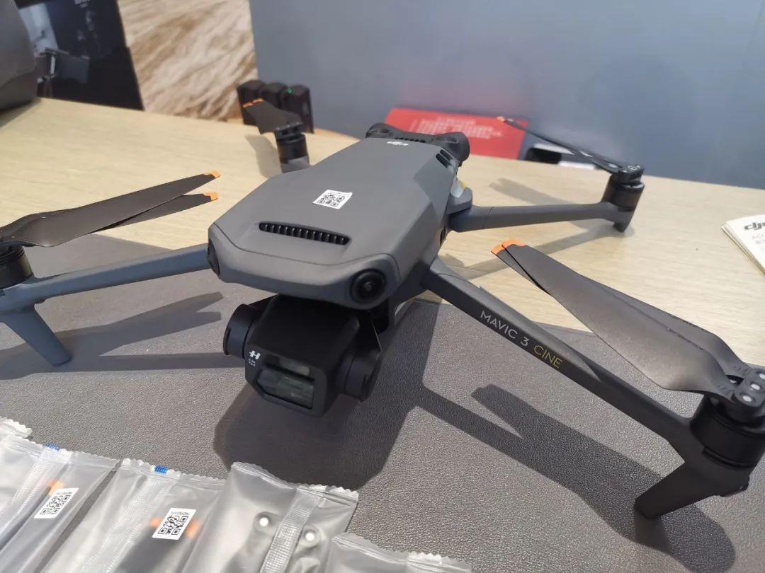 大疆御3来啦售价13888元起航拍保已全面承保