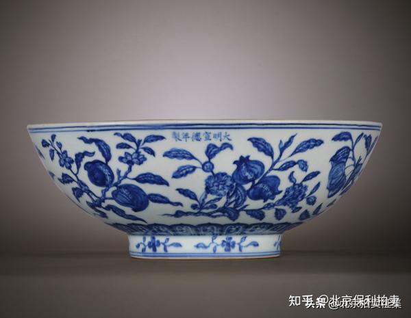 保利艺术馆「青花的故事」年度大展第三章宣德款识遍器身- 知乎