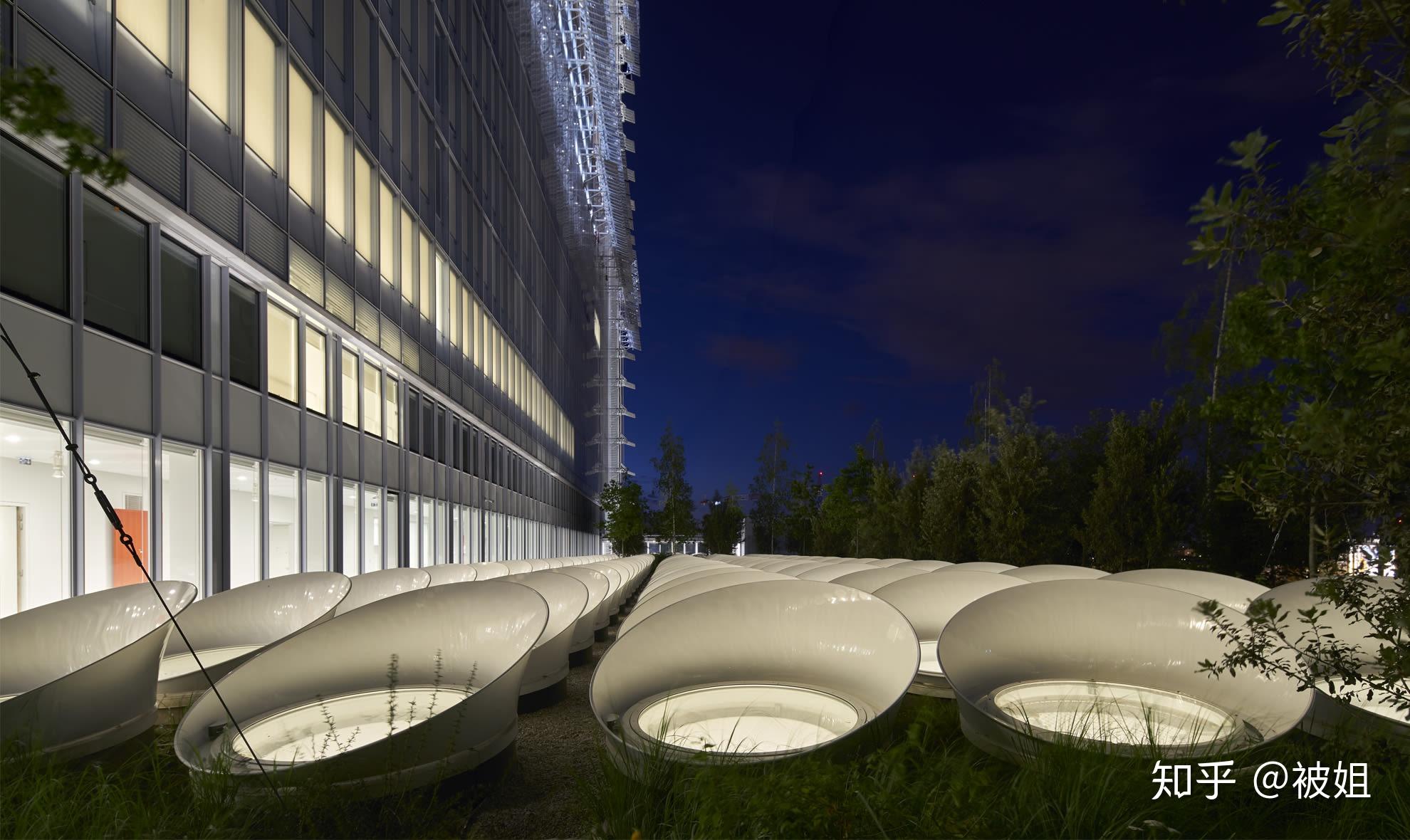 renzopiano用巴黎第二高楼颠覆法院形象