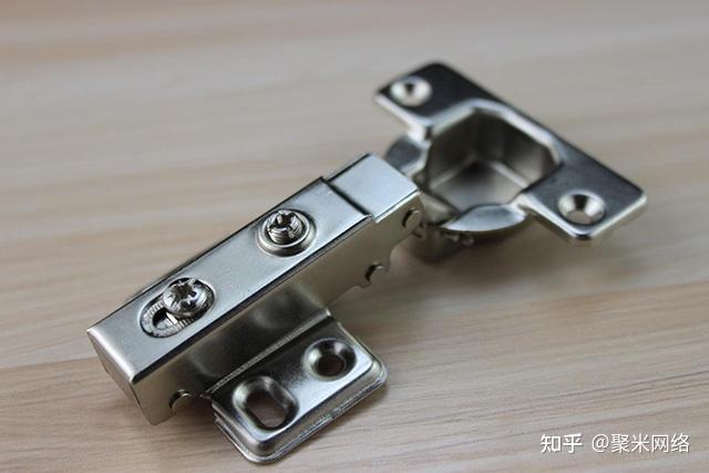 u8.com官网-华桂标准件小螺丝“拧”出大市场