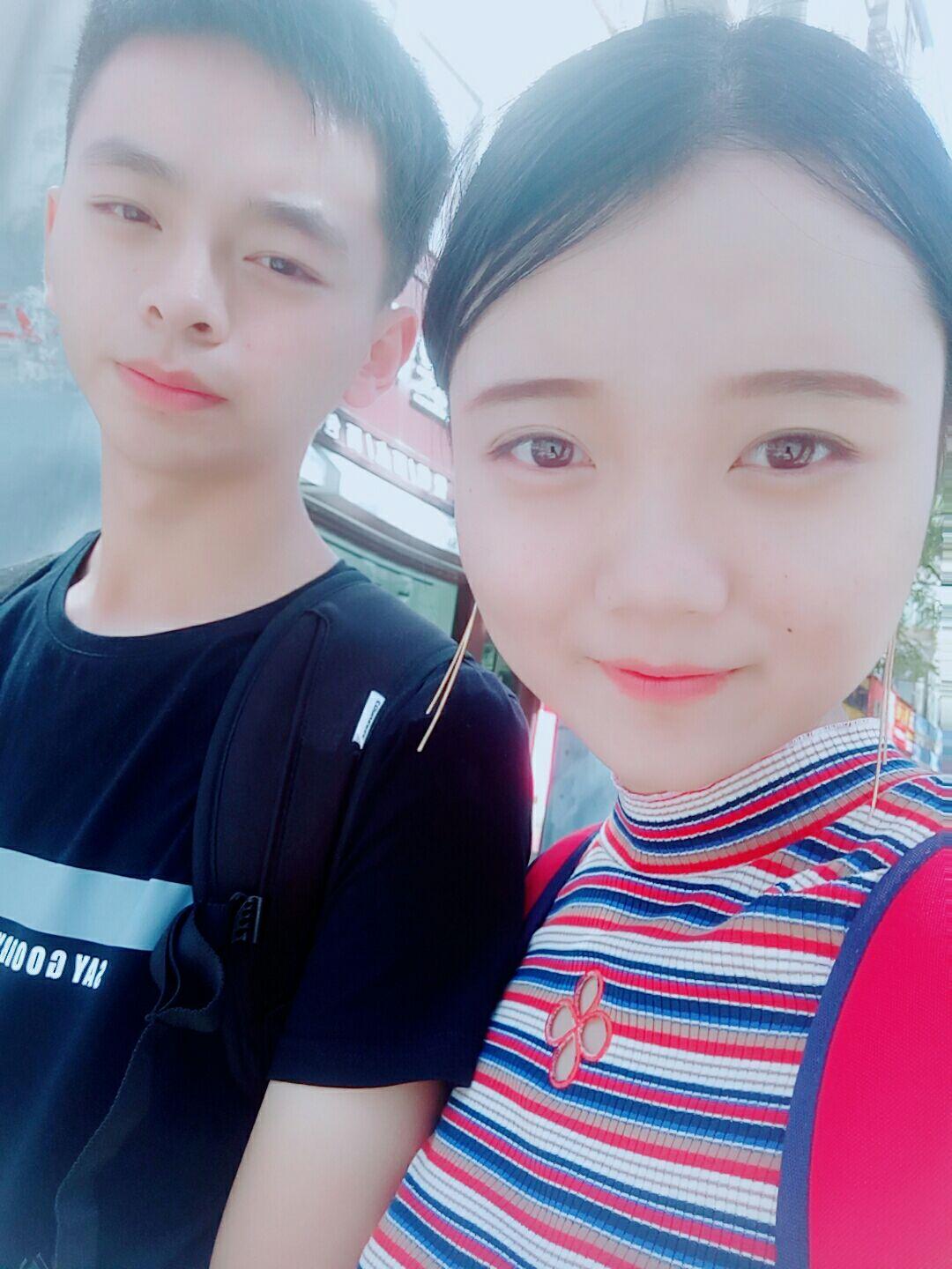 女生特别嫌弃男生给她拍的照片是什么样的