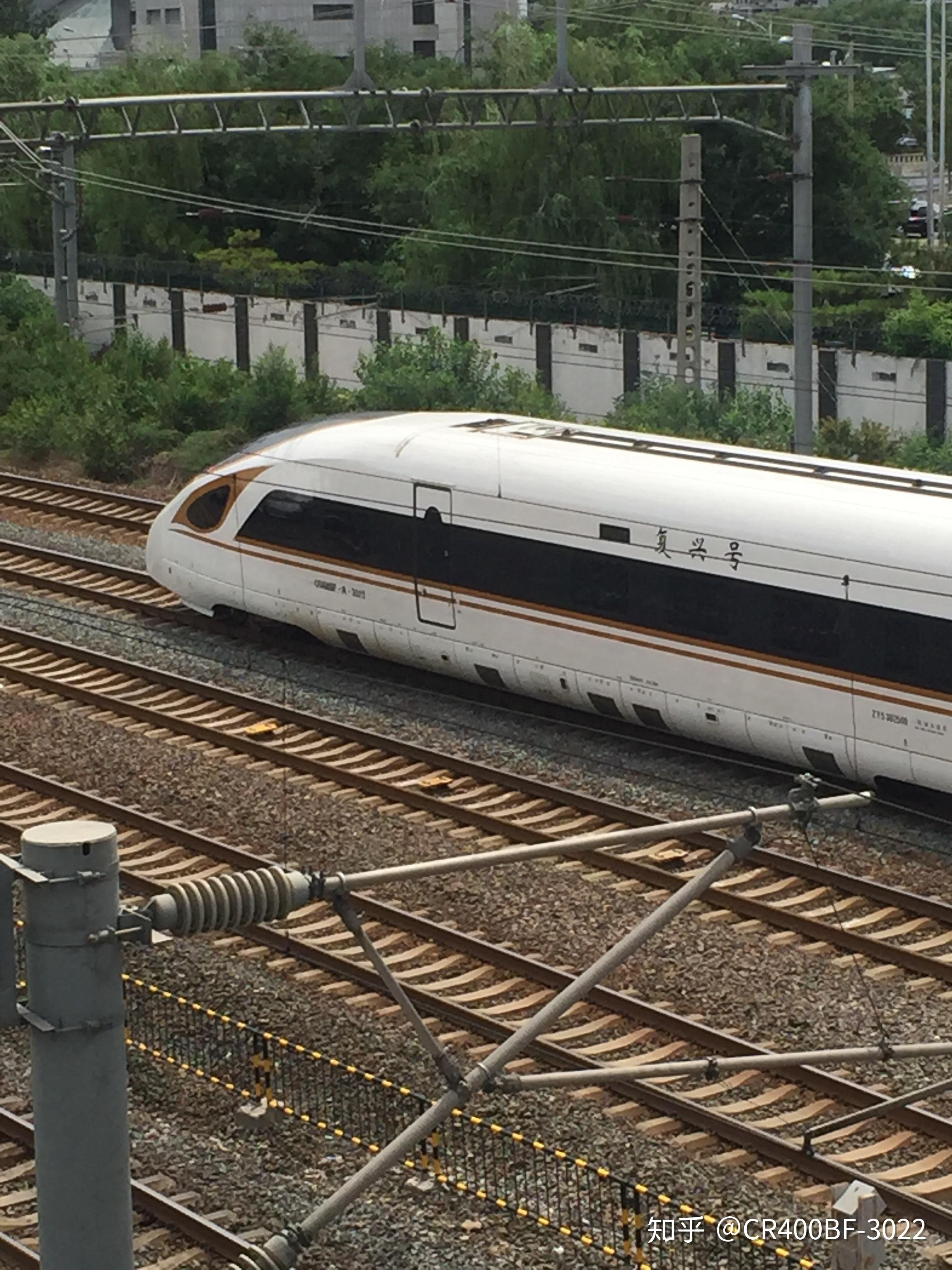 北京南站京滬高鐵跨線天橋第二次拍車合集 - 知乎