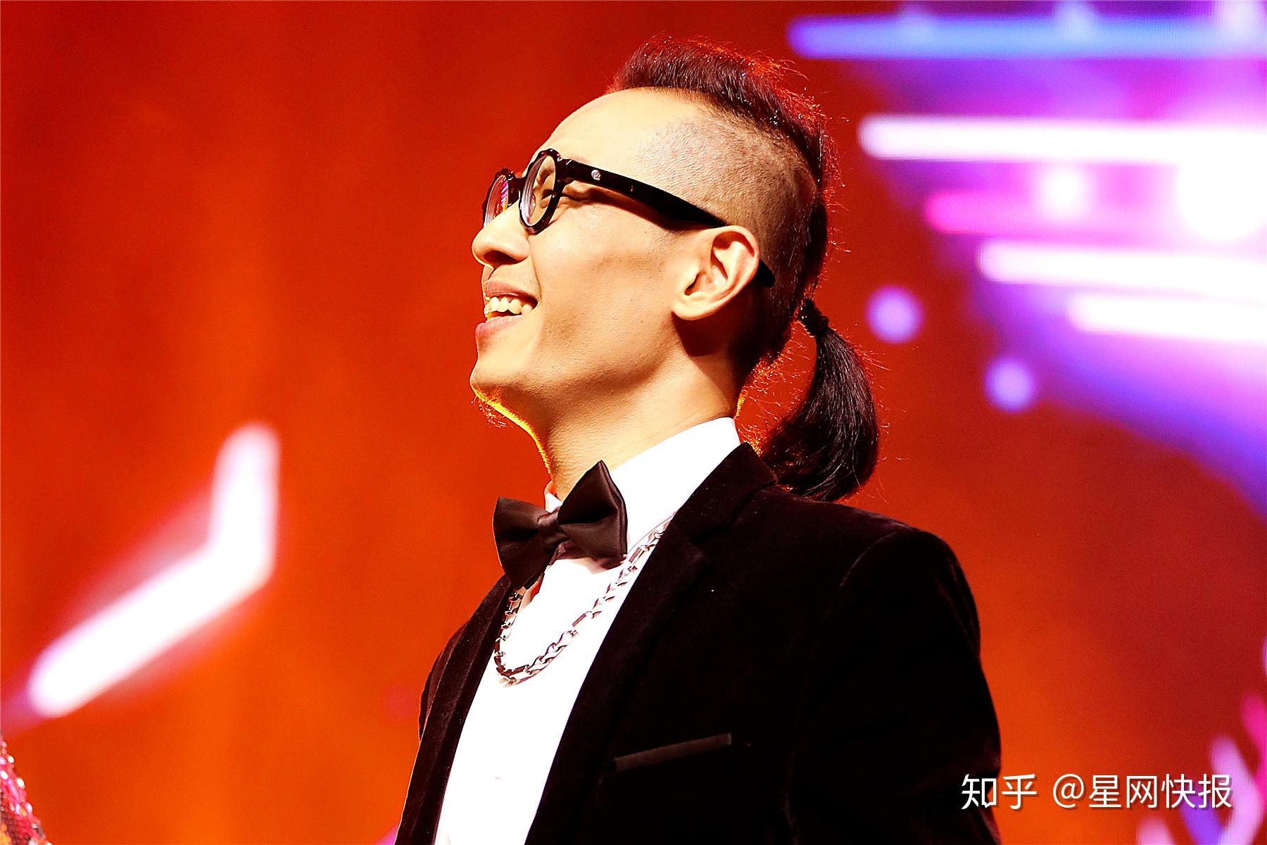 声乐专家顾浩哲老师小课教学现场视频在新浪/腾讯/哔哩哔哩b站5集连播
