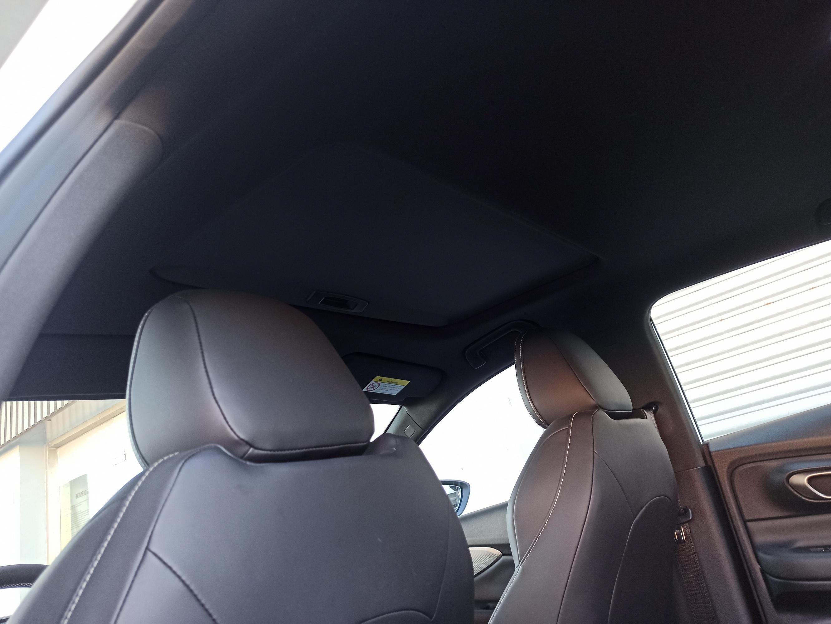 造型动感内饰科技感强广汽传祺empow55量产版抢先实拍