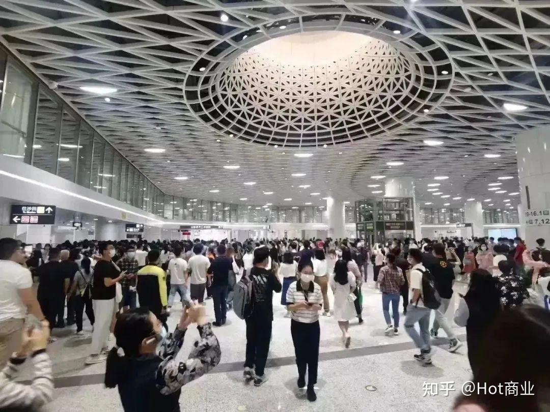 揭秘 ·「深圳之眼」来了 ，岗厦北枢纽超级地铁站-全力设计