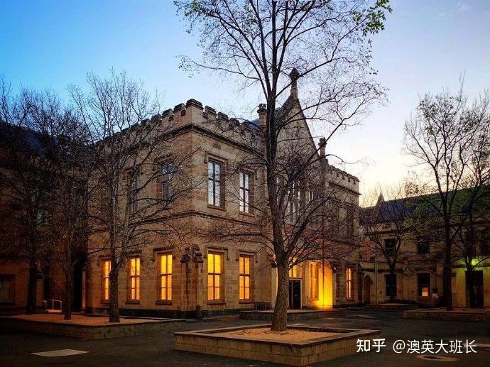【墨大DS咨询】 您好 我想问一下本科两财一贸计算机,均分80,申请墨大的ds有希望嘛?如果分数不够是会被直接拒还是可能会发预科offer呢 ...