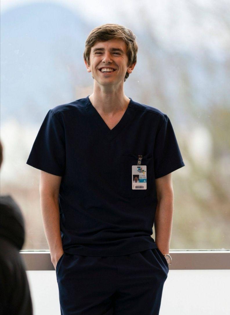 有没有弗莱迪海默小天使笑颜的照片咧