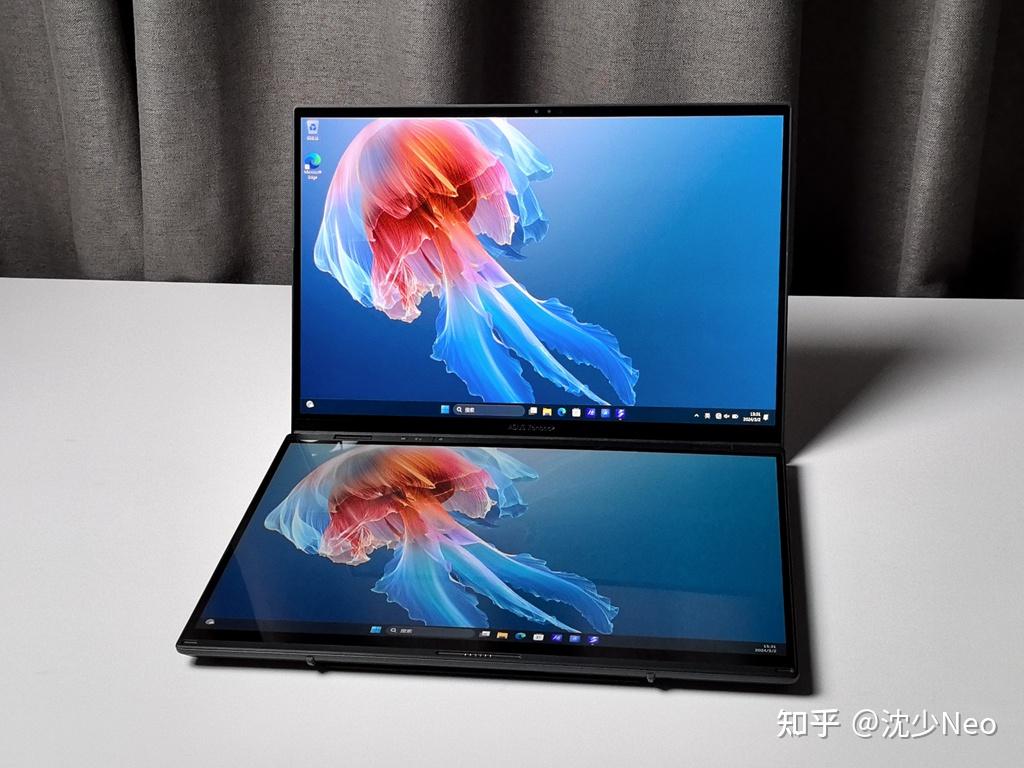 1 1大于2?华硕灵耀14 双屏实测体验