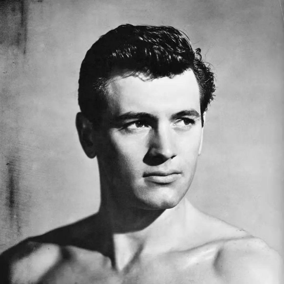 巨星洛克61哈德森死前3个月他公布了同志和hiv感染者的身份