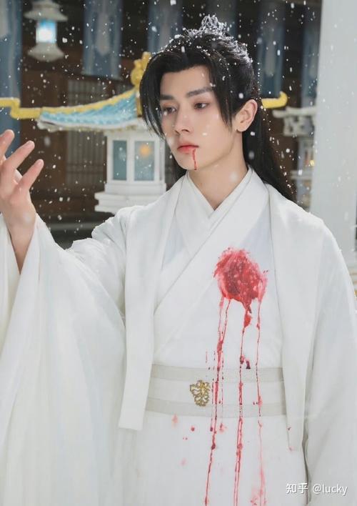 李菲-短剧界男神，古装扮相惊为天人，演技出色可惜却未能大火 - 知乎