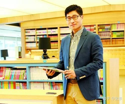 郑州市reading名师联盟副理事长,小学高级教师,加斯顿小学校长