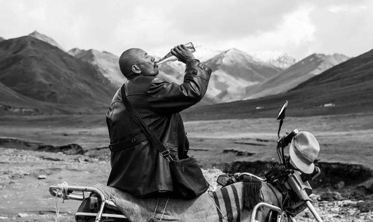 v2-aa2a0429697eb988a0d2c10207e517af_1440w.jpg?source=172ae18b