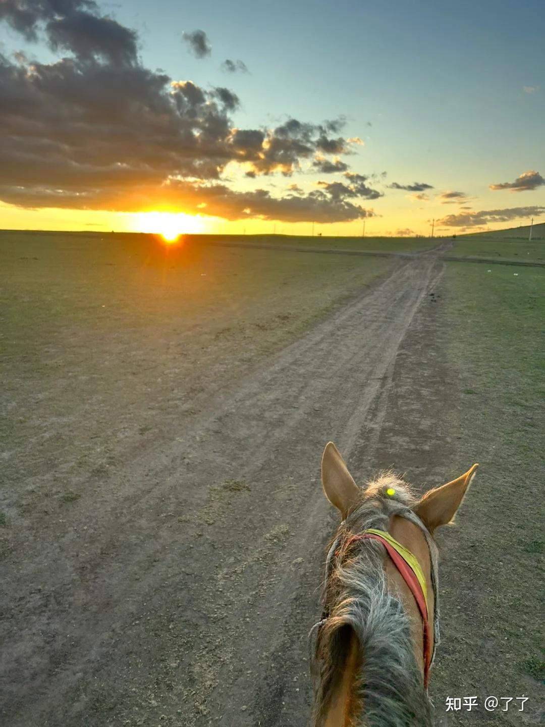 等我们了,然后接我们到提前定好的酒店(海涛安排的酒店,非常干净卫生
