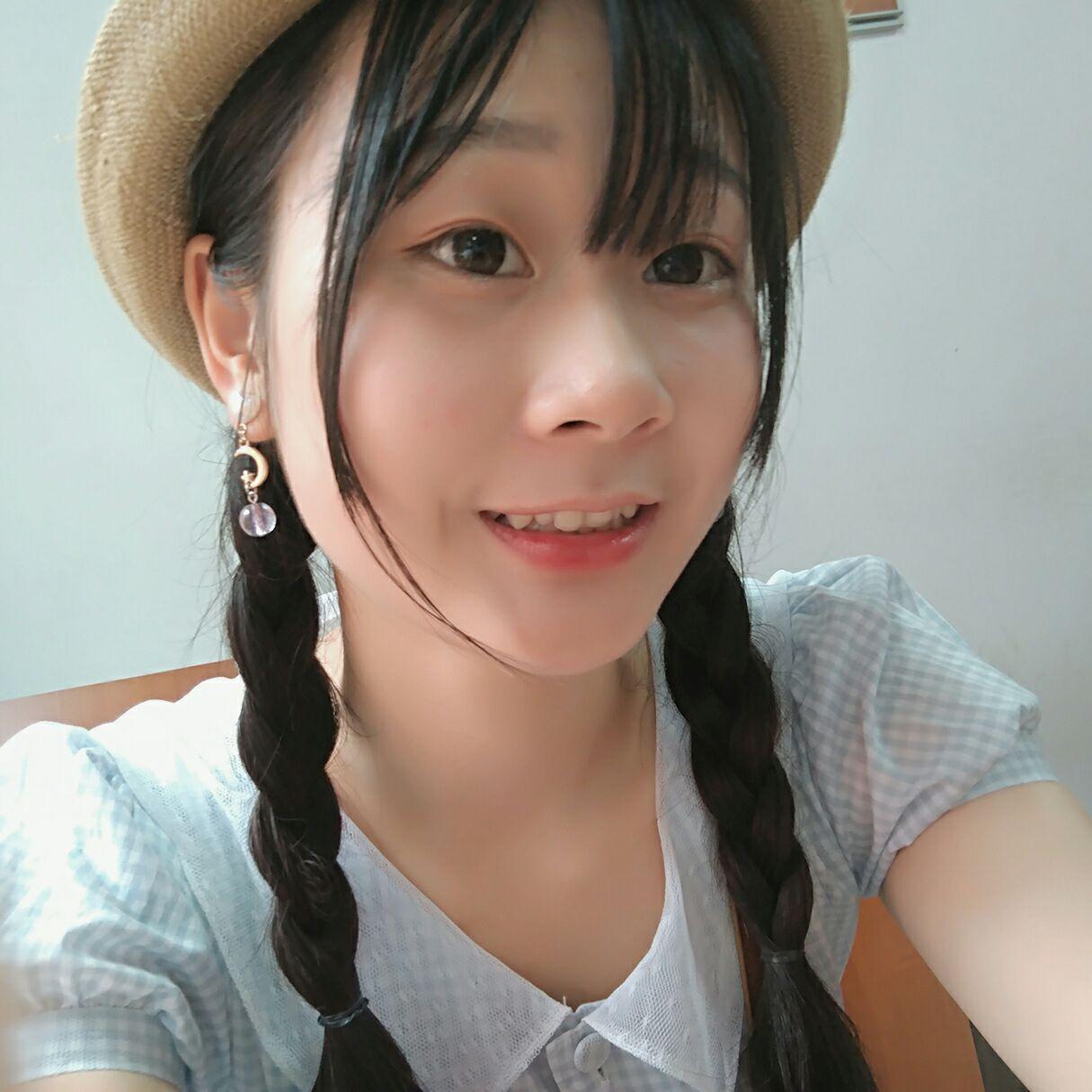 女人樱桃小嘴命运如何 你们会用嘴帮老公吗