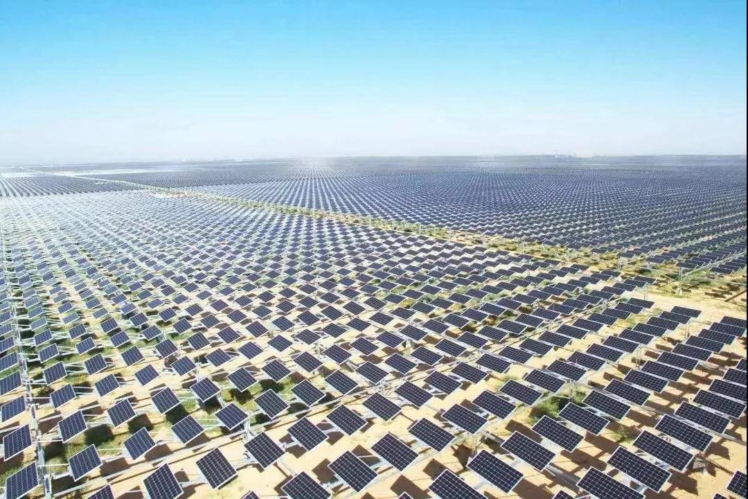 根据公告,京运通新能源发电事业部2020年第四季度光伏及风力发电新增