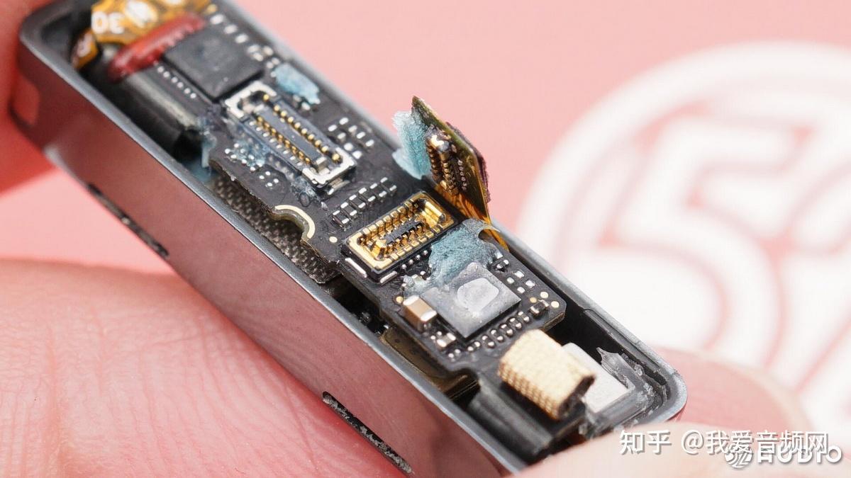 加速tws耳机模块化生产btb连接器少不了