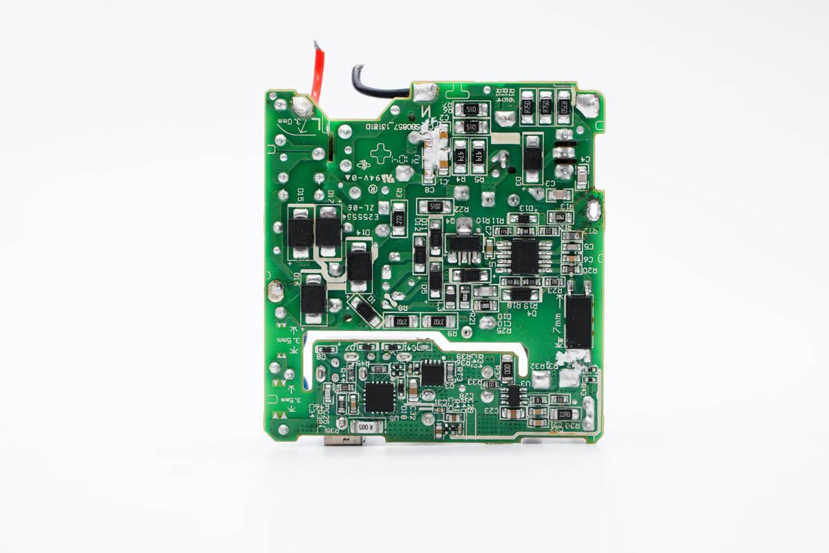 拆解报告:小米11 Pro/Ultra标配67W快充充电器  第23张 拆解报告:小米11 Pro/Ultra标配67W快充充电器  第23张