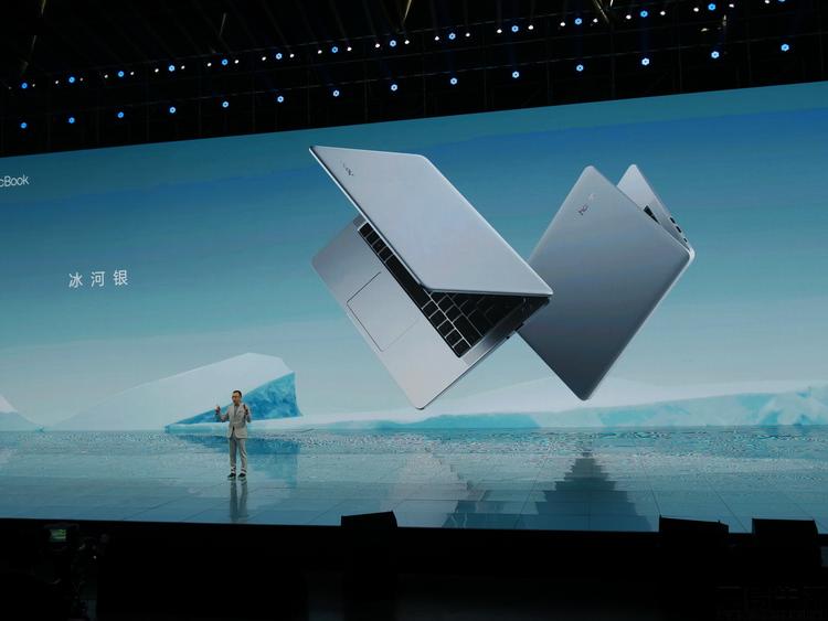 如何评价荣耀 10?