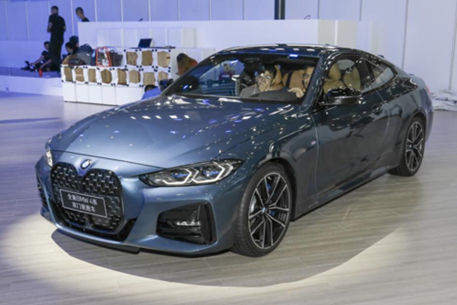 宝马全新4系双门轿跑开启预售售365万46万元