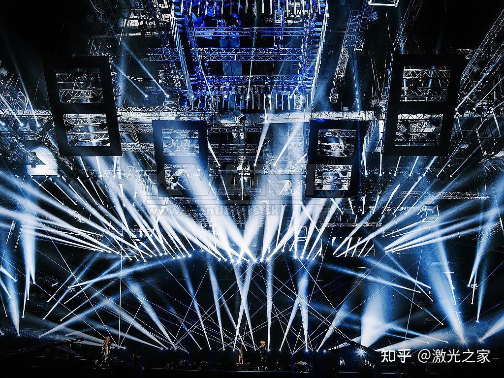 收藏大型户内外舞台激光秀精彩图集