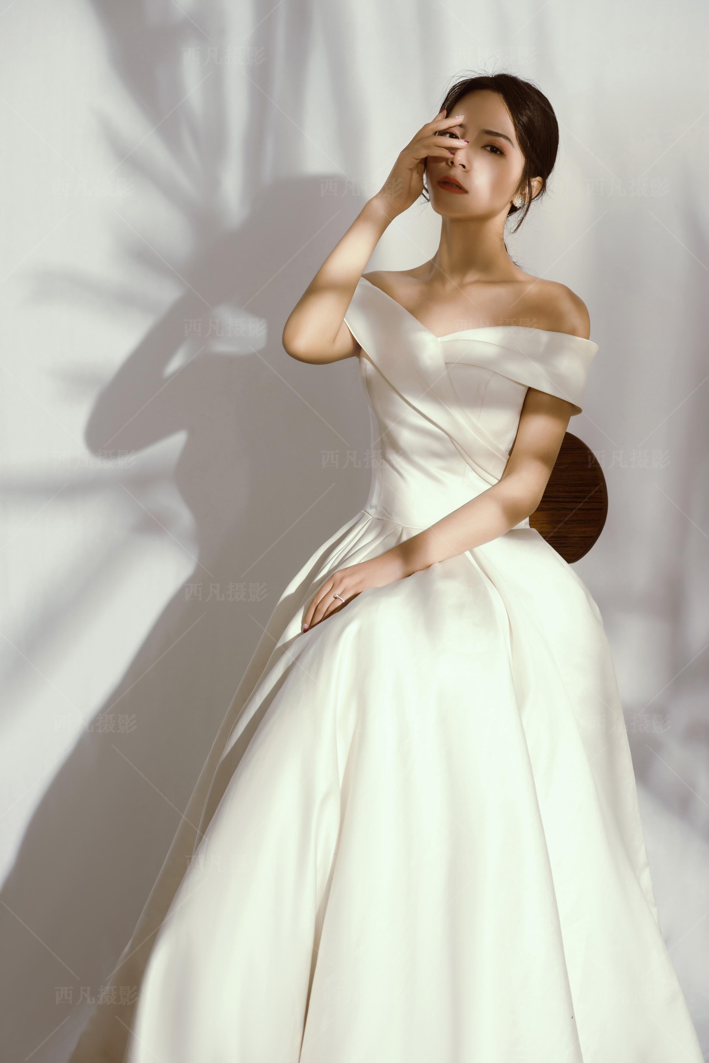 婚纱摄影拍婚纱照的姿势与表情拍婚纱照怎么笑好看